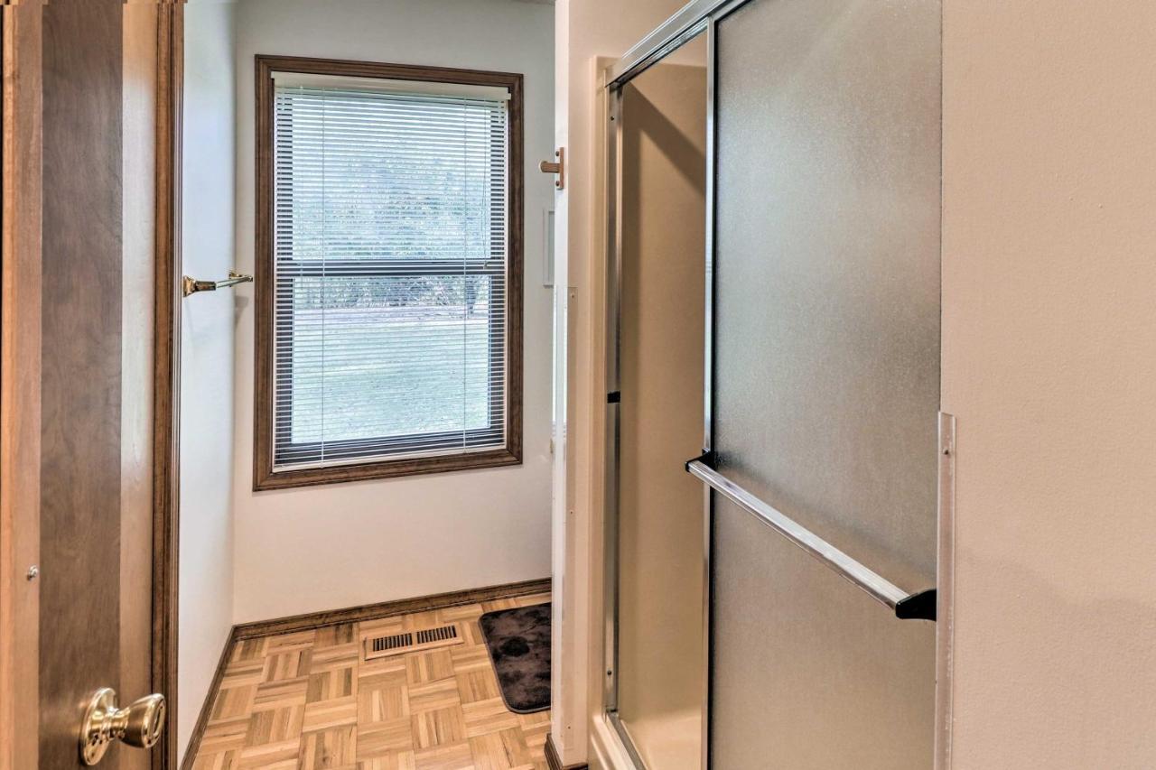 Private Norfork Home With Decks And River Access! エクステリア 写真